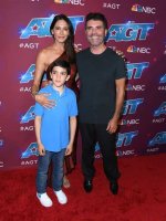 Unraveling Simon Cowell's Height in Feet: How Tall Is the Music Mogul?