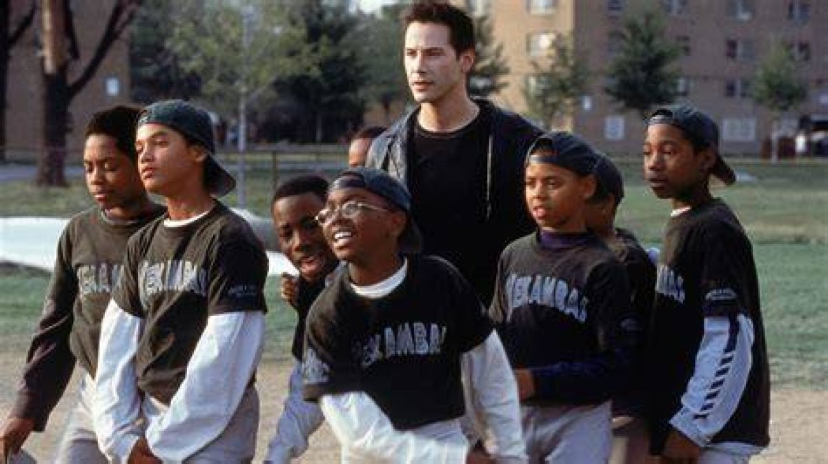 What Does the Cast of Hardball (2001) Looks Like Now? (In 2022)